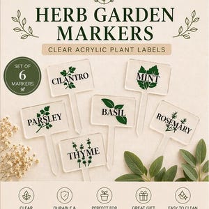 Könnte beinhalten: Set mit sechs Kräutergartenmarkern aus klarem Acryl. Jeder Marker ist mit einem Kräuternamen beschriftet: Koriander, Minze, Petersilie, Basilikum, Thymian und Rosmarin. Der Text "Herb Garden Markers" steht oben.