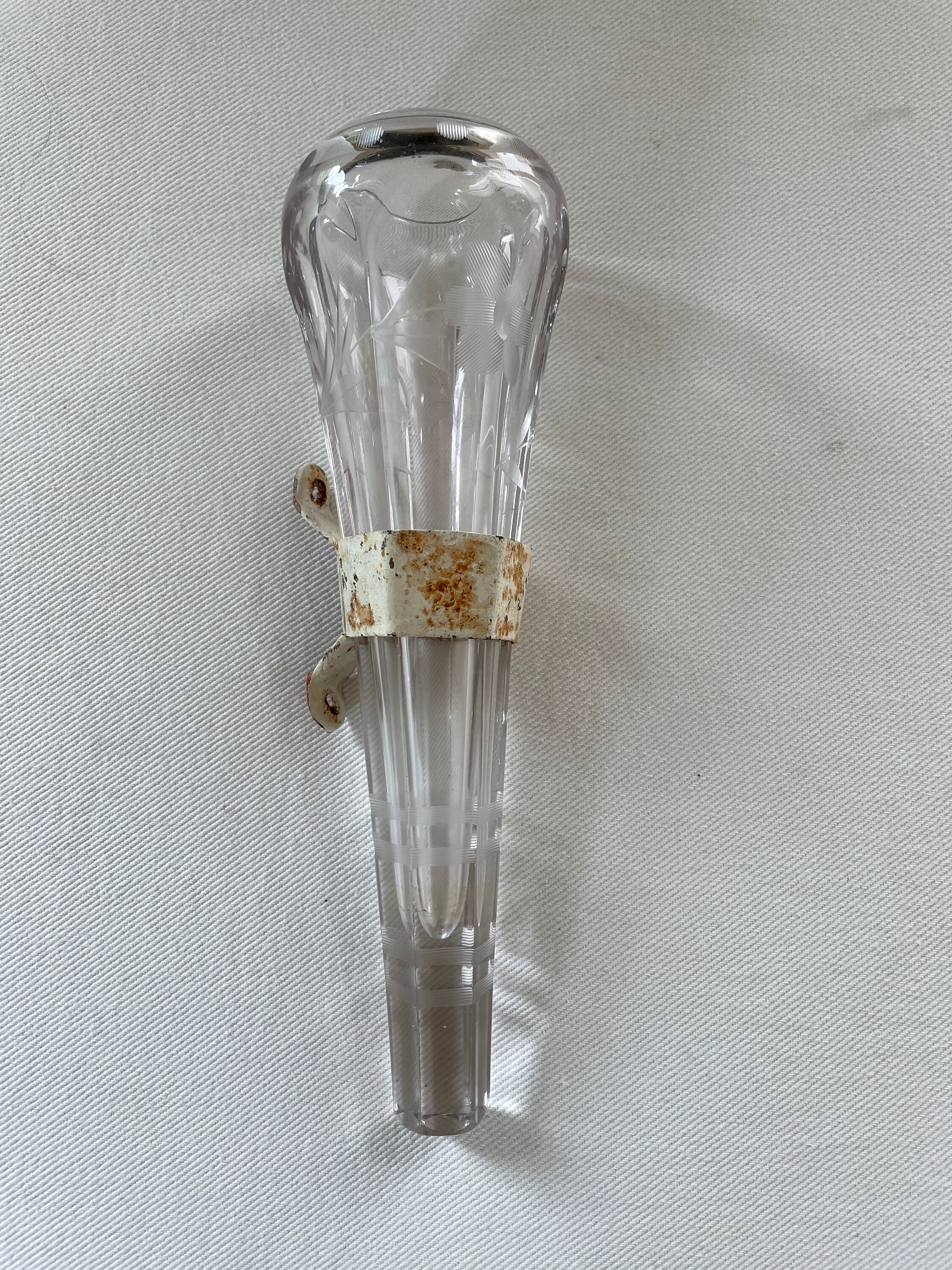 Vintage car vase deals