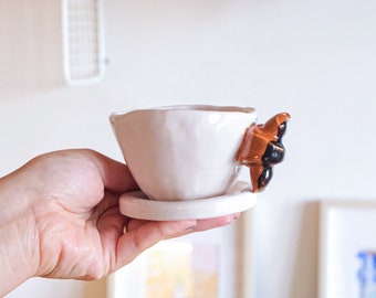 Taza de espresso con croissant bañado en chocolate, hecha a mano en cerámica, regalo de Parisian Mornings