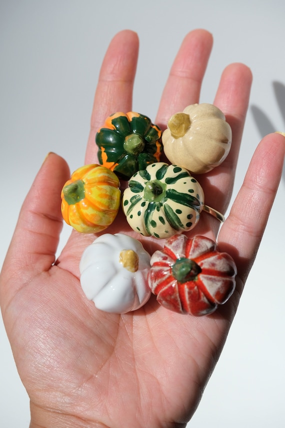 Halloween Pumpkin Ornaments Set Handmade Ceramic Fall Decoration Pottery Cozy Home Autumn Decor Spooky