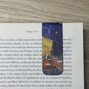 Graphic Magnetic Bookmarks
