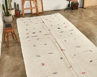 Vintage Türkischer Hanf Teppich: Anatolischer Kilim Flachgewebe (150 x 300 Fuß)