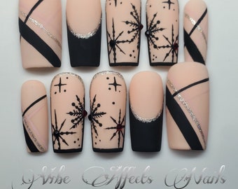 Flocons de neige noirs • Plaid • Peint à la main • Appuyez sur les ongles • Nail Art • Faux ongles • Colle sur les ongles • Cadeau pour elle