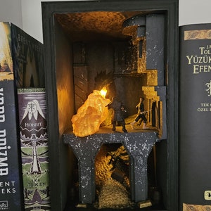 Dragon  Book Nook,  Book Shelf,  Home Decor, Wall Decor, Book Ends, Decoration Book Nook