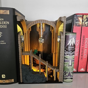 Book Nook, Home Decor, Book Nook, Book Ends, Wall Decor, Bookshelf Decor, Miniature Library Nook