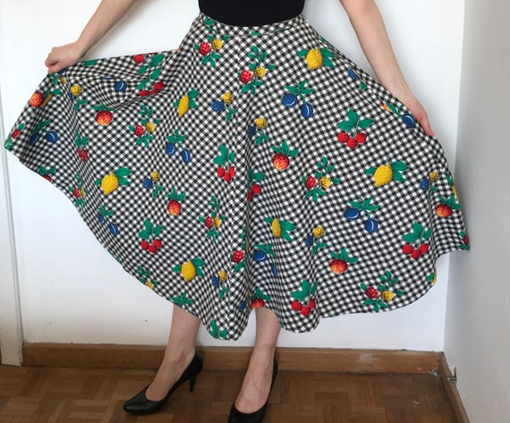 Vintage 1950s Novelty Fruit Print Skirt Gingham - image 6