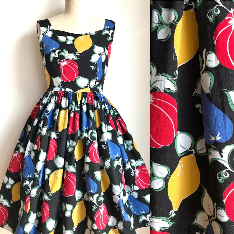 Vintage 1950s Novelty Print Dress Fruit Print image 1