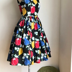 Vintage 1950s Novelty Print Dress Fruit Print image 3