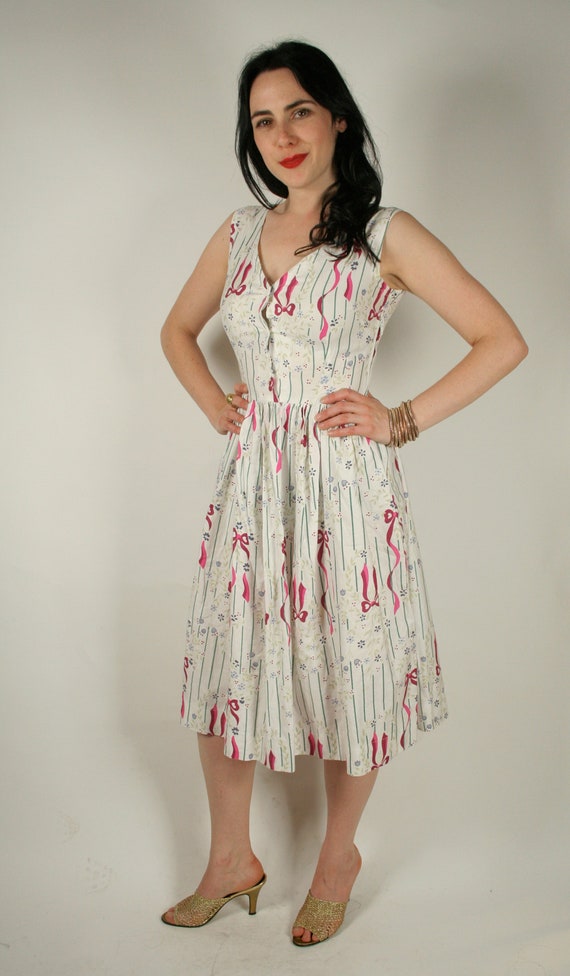 Vintage 50s white bow print day dress - image 4