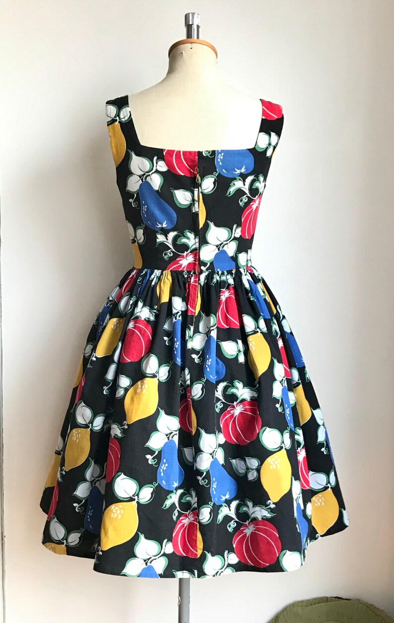 Vintage 1950s Novelty Print Dress Fruit Print image 5