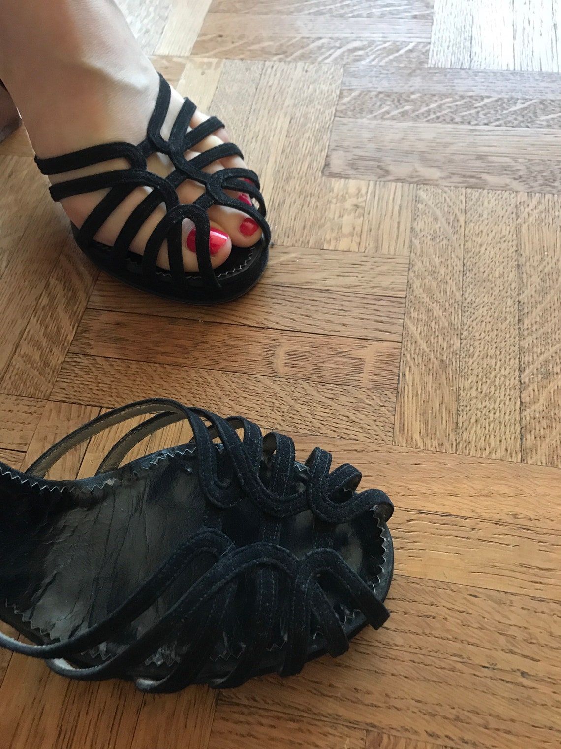 white leather slip on sneakers womens