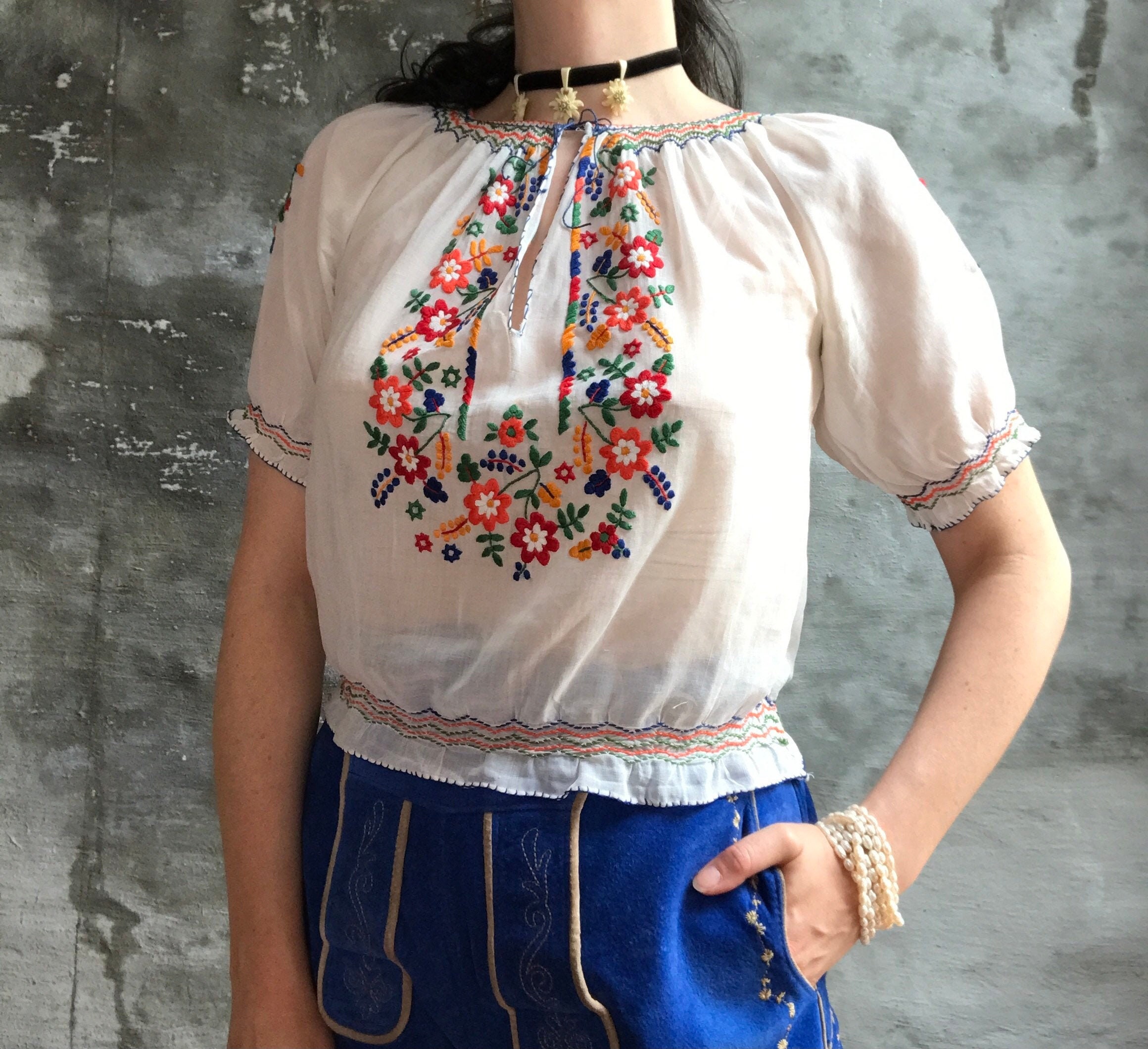 Eyelet peasant 2025 blouse