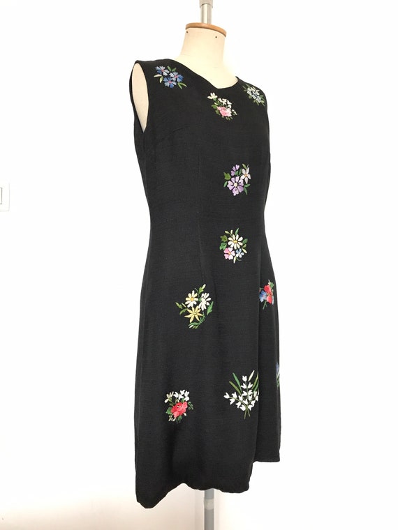 Vintage 1950s / 1960s Black Embroidered Dress / W… - image 2