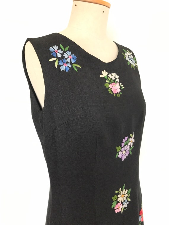 Vintage 1950s / 1960s Black Embroidered Dress / W… - image 3