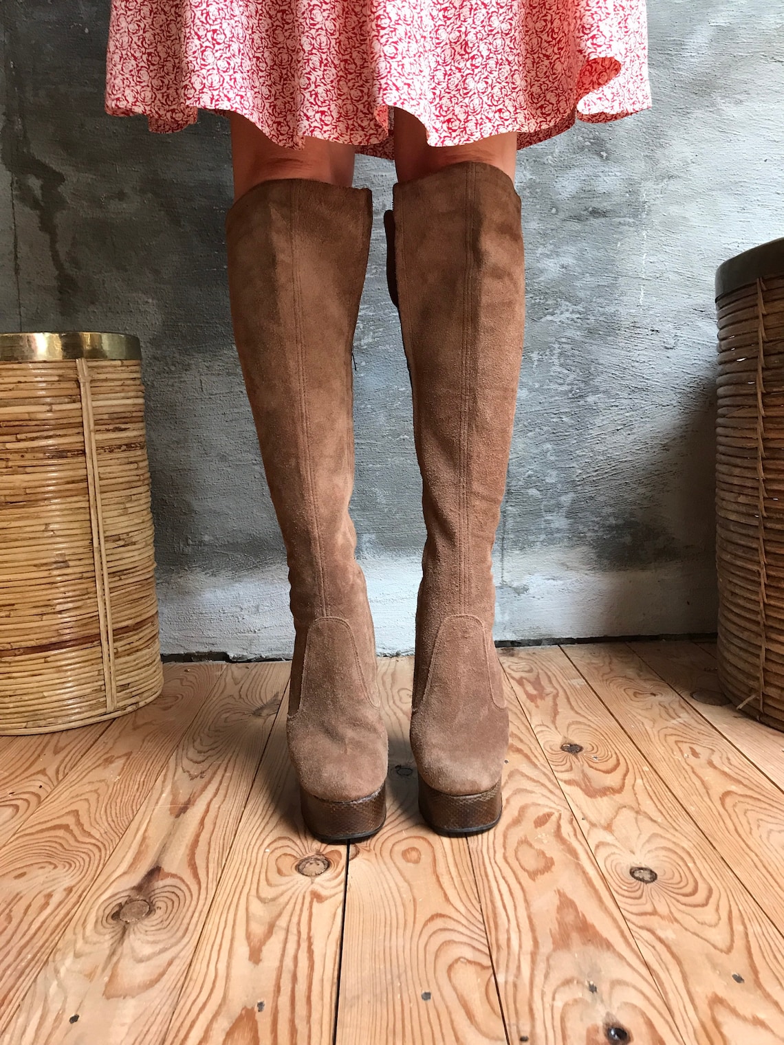 brown platform boots 70s