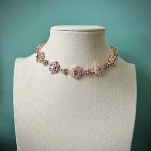 Regal regencycore purple floral gold choker necklace, Fairycore royalcore ethereal wedding necklace, Majestic angelic fairy coquette jewelry