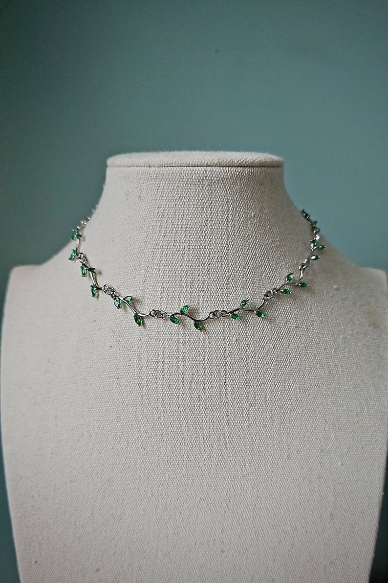 Delicate silver green leafy vine choker necklace, Simple bridal regal choker, Fairycore floral choker, Regency old money olive vine jewelry image 1