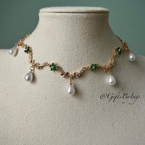 Purple flower and pearl choker necklace, Elegant regal wedding gold bridal jewelry set, Renaissance regency fantasy fairycore princess gifts image 16