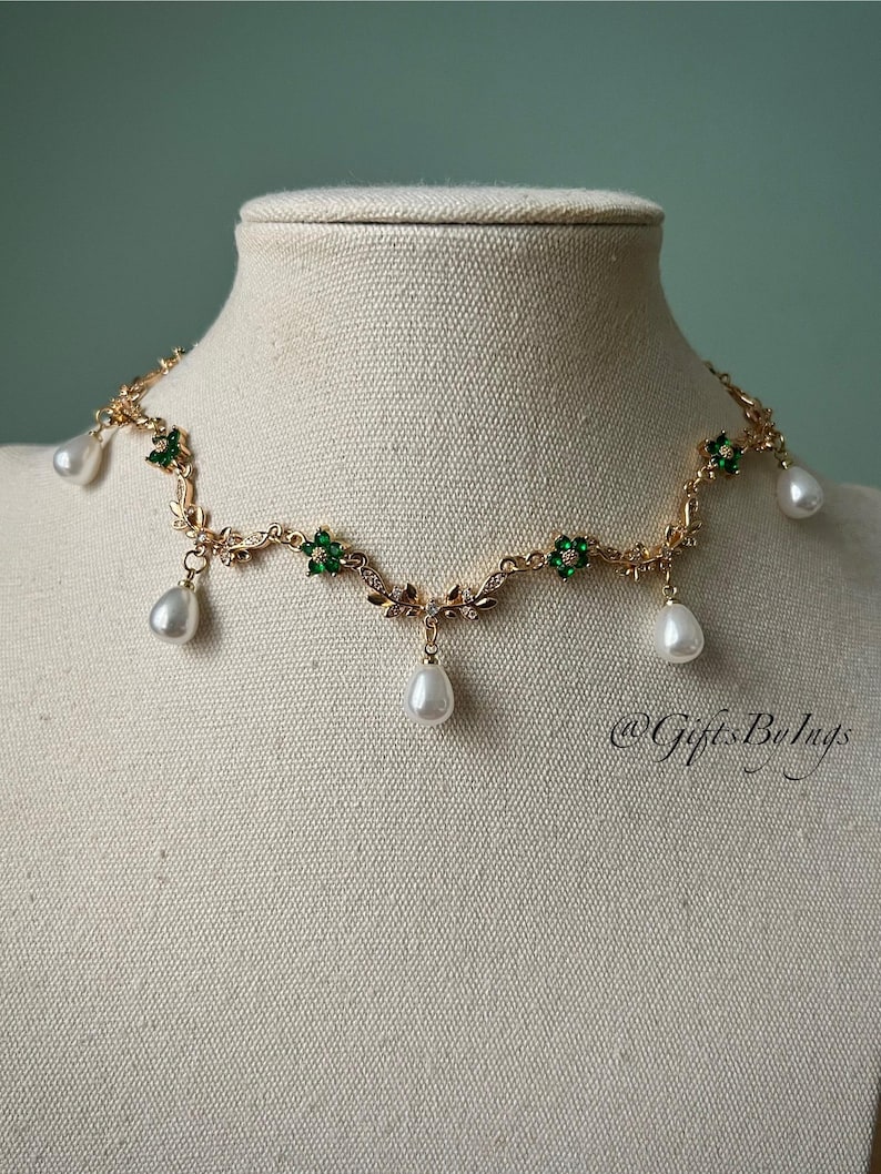 Purple flower and pearl choker necklace, Elegant regal wedding gold bridal jewelry set, Renaissance regency fantasy fairycore princess gifts image 16