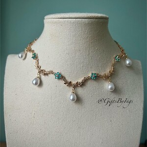 Purple flower and pearl choker necklace, Elegant regal wedding gold bridal jewelry set, Renaissance regency fantasy fairycore princess gifts Blue