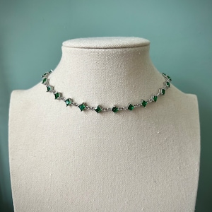 Silver green diamond choker necklace, Dainty elegant regal ethereal fairycore fantasy choker, Cute princess cottagecore fairytale jewelry
