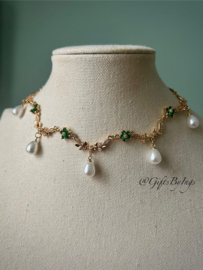 Purple flower and pearl choker necklace, Elegant regal wedding gold bridal jewelry set, Renaissance regency fantasy fairycore princess gifts image 13