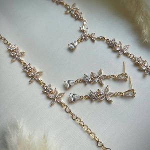 Elizabeth Floral Choker - Blush