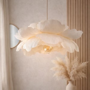 Luminária pendente grande em formato de flor creme, 70 cm, feita à mão, estilo Boho Japandi, em papel, com cabo bege E27.