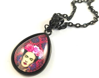 FRIDA NECKLACE, Frida Khalo Necklace, Green Necklace, Folk Necklace, Mexican Necklace, Frida Khalo, viva la vida