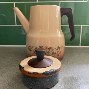 Enamel coffee pot