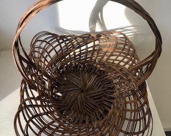 ヴィンテージフラワーバスケット刺繍 - Etsy 日本