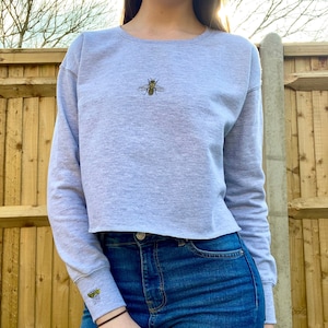 Embroidered Bee Cropped Sweater, Sweatshirt, Bumble Bee, Bee, Honey Bee, Honey, Summer, For Her, Cropped, Gift, Present, Cotton, Vegan