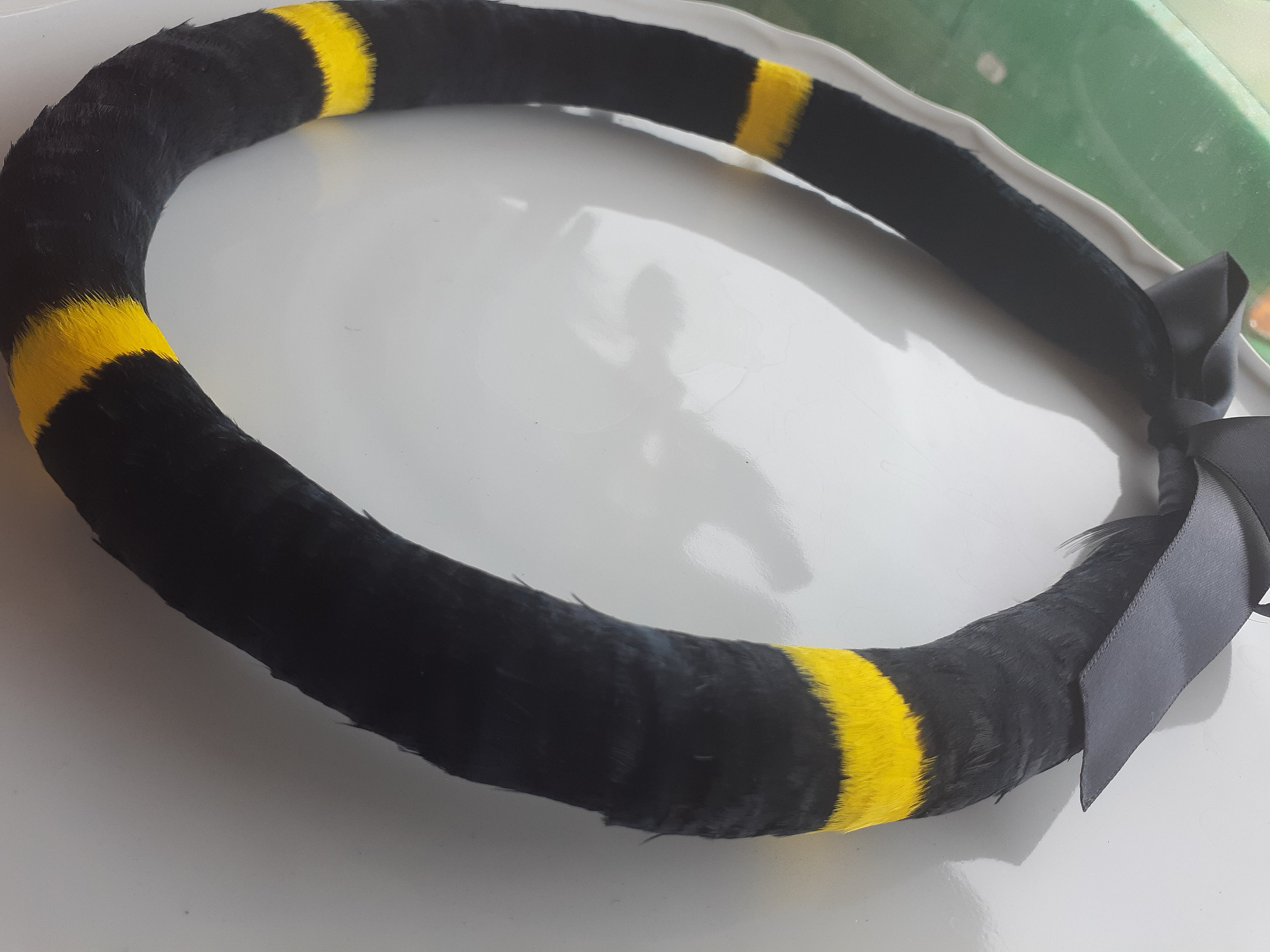Black and Yellow Lei Hulu Kamoe, Custom Graduation Lei, Lei Po'o