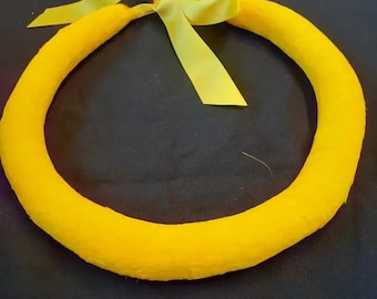 Leihulu kamoe second no.5（yellow） Hawaiian Lei, Hawaiian Feather Lei, Kamoe Feather Lei, Lei Hulu