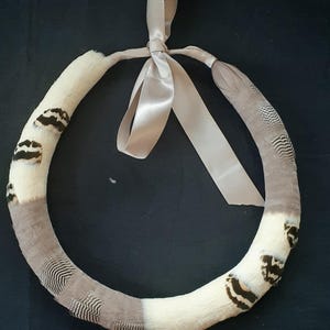 Lei Hulu Kamoe - Etsy