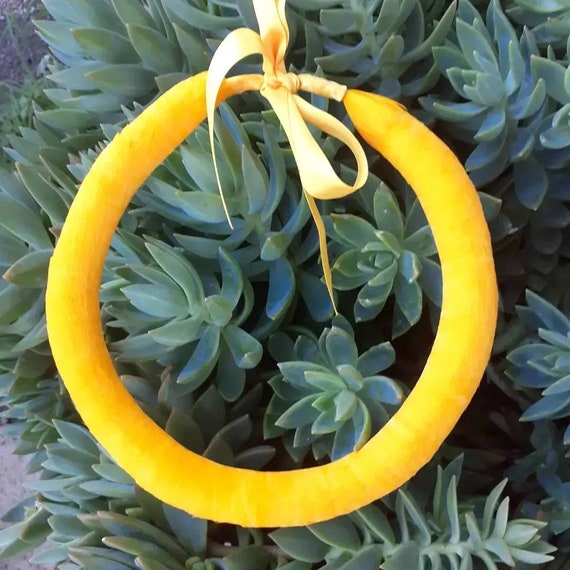 Hawaiian Lei, Hawaiian Feather Lei, Kamoe Feather Lei, Lei Hulu