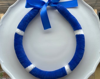 Royal Blue and White Lei Hulu Kamoe, Custom Graduation Lei, Lei Po&#39;o, Heirloom Necklace, Feather Necklace, Maui Feather Lei, Humu Papa, Gift