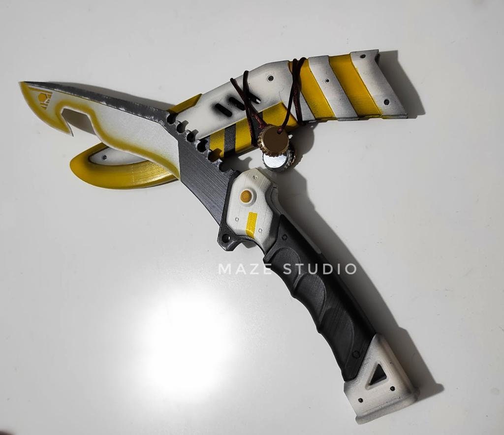 Apex Legends Bangalore Heirloom 1 1 Replica Etsy Apex Legends Bangalore Heirloom 1 1 Replica Etsy