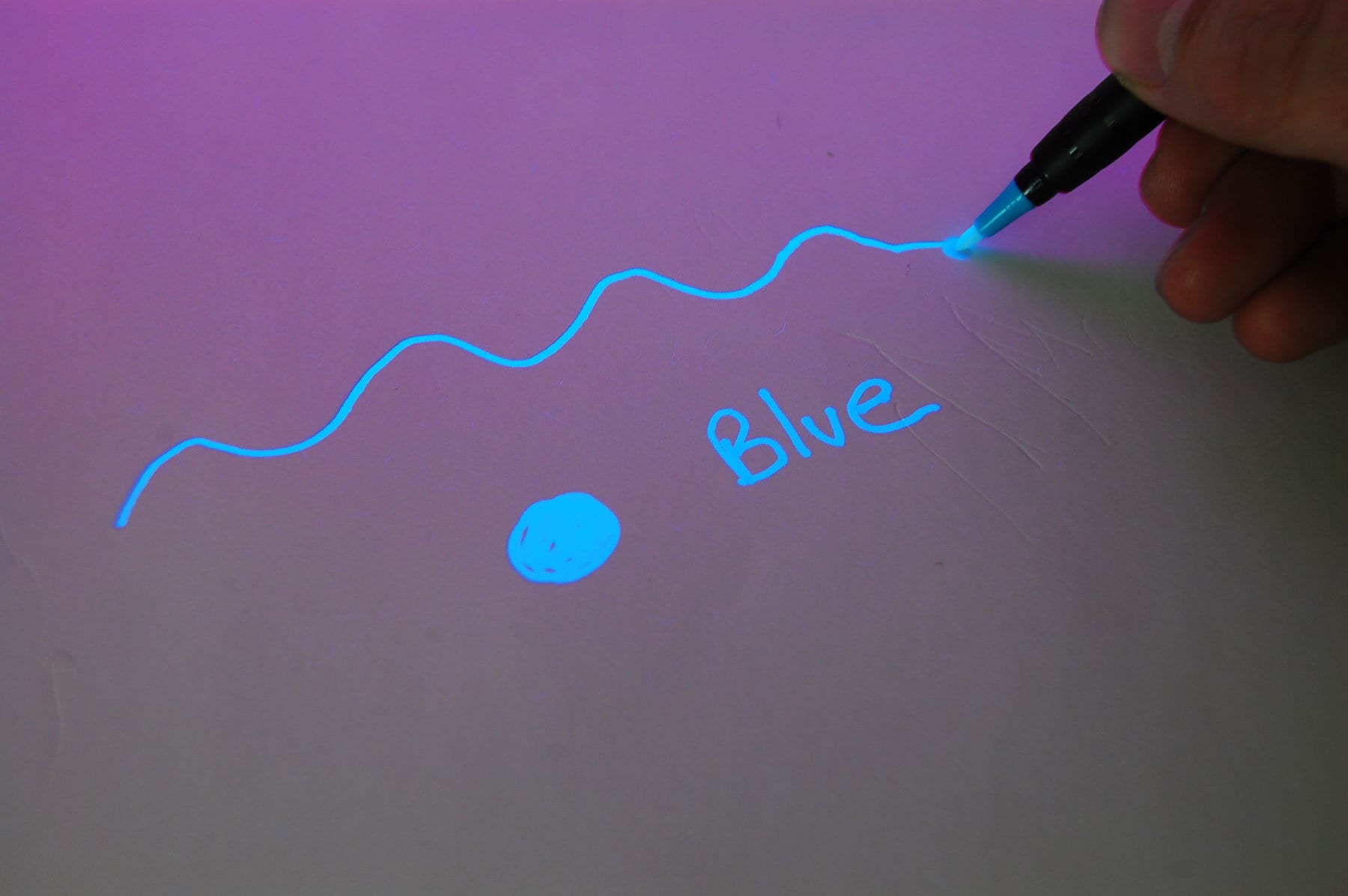 Opticz Blacklight Reactive Invisible Blue Ink Industrial UV Marker with UV  Light