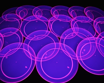 DirectGlow Neon Blacklight Reactive Hard Plastic 6 inch Pink Party Plates Glow Birthday Holiday