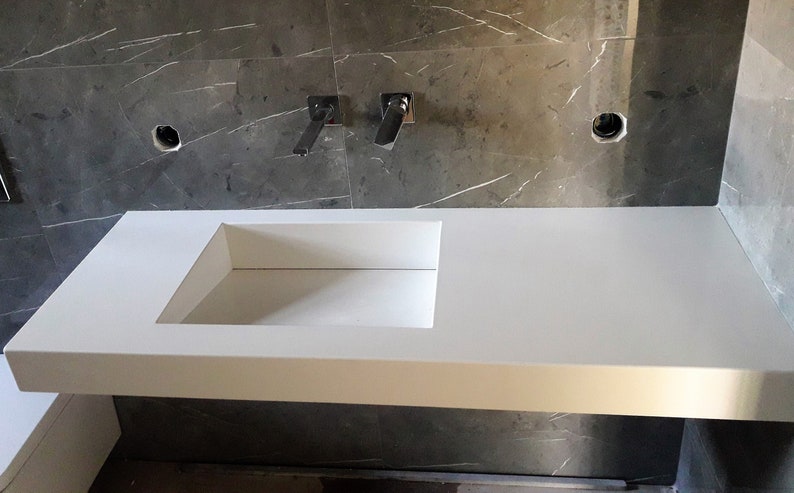 Encimera moderna de cuarzo con lavabo imagen 4