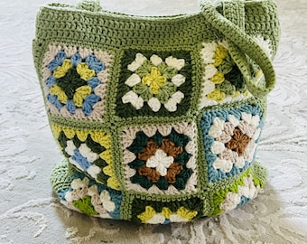 Bolso de crochet, bolso cuadrado de abuela, bolso de crochet, bolso retro, bolso bonito, regalo para ella, bolso de punto, bolso verde