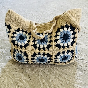 Borsa all&#39;uncinetto, Borsa Grandma Square, Borsa all&#39;uncinetto, Borsa retrò, Borsa carina, Regalo per lei, Borsa a maglia, Bianco/Blu