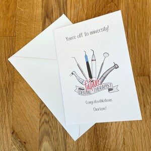 Félicitations personnalisées pour votre carte universitaire, votre futur thérapeute dentaire, votre école dentaire et votre étudiant en thérapie dentaire