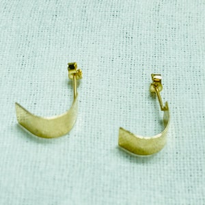 Tiny, Small Gold Filled Huggie Hoop Earrings - SOE03