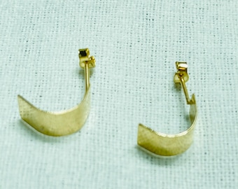 Tiny, Small Gold Filled Huggie Hoop Earrings - SOE03