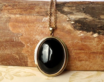 Large Vintage Style Oval Brass Locket with a Black Agate Stone Cabochon on a Matching Belcher Chain