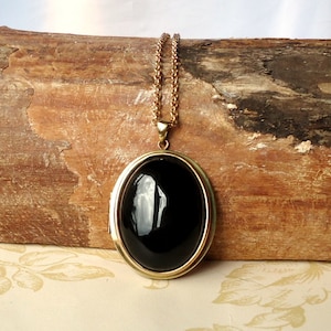 Large Vintage Style Oval Brass Locket with a Black Agate Stone Cabochon on a Matching Belcher Chain