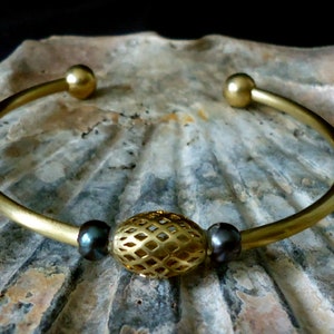 Vintage Style Brass Cuff Bangle with Freshwater Pearls and Brass Fretwork Bead