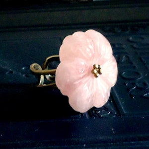Vintage Style Adjustable Aged Brass and Rose Quartz Flower Ring